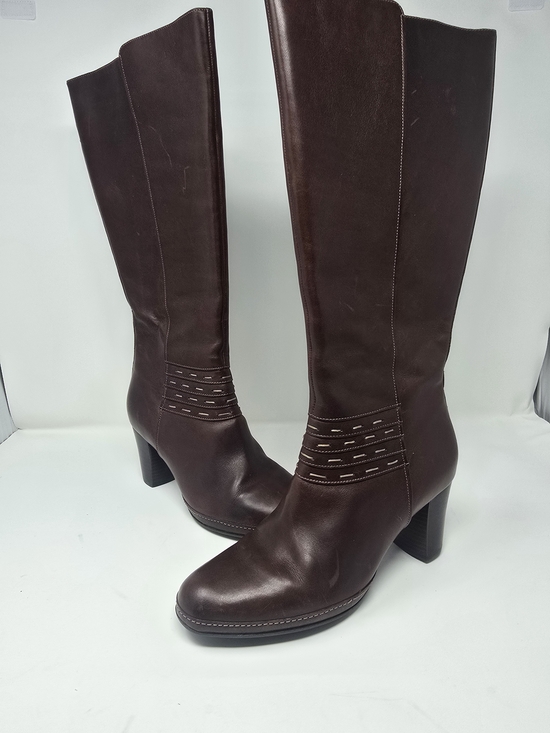 Clarks Shoes - Clarks Artisan Brown Leather Floral Lined Knee-High Boots - Size 9.5M